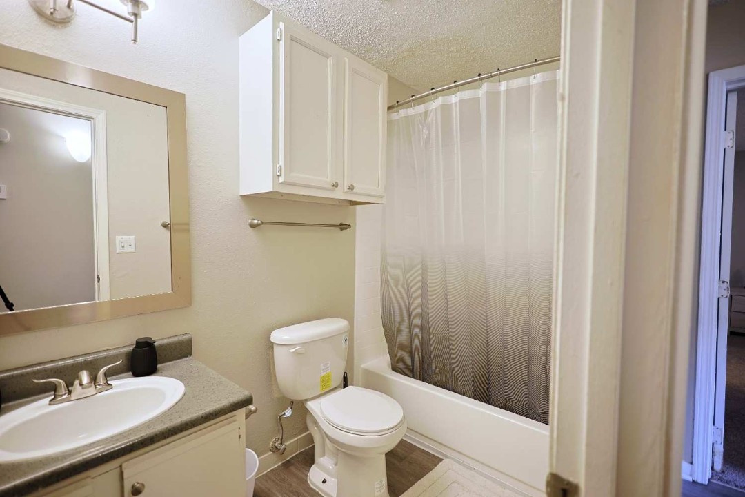 Northtown 15F · Unit 1/1