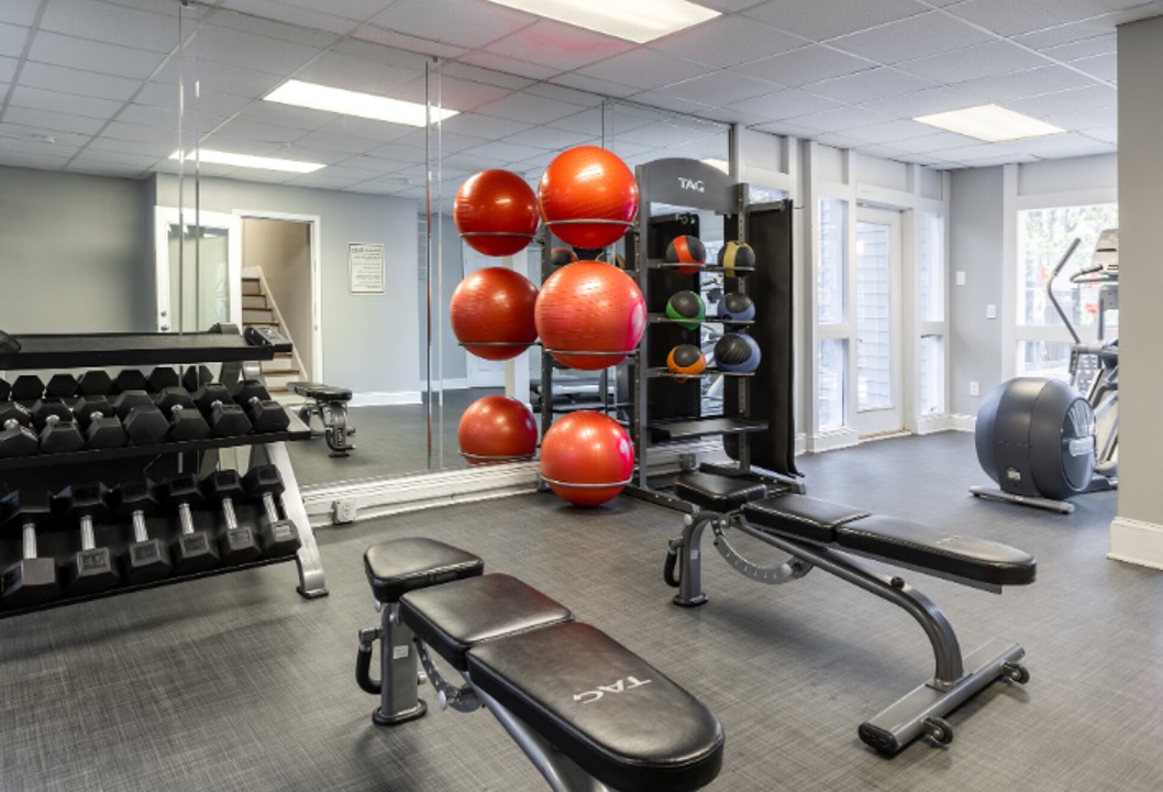 Tucker Square 2/1.5 · Unit 1302K