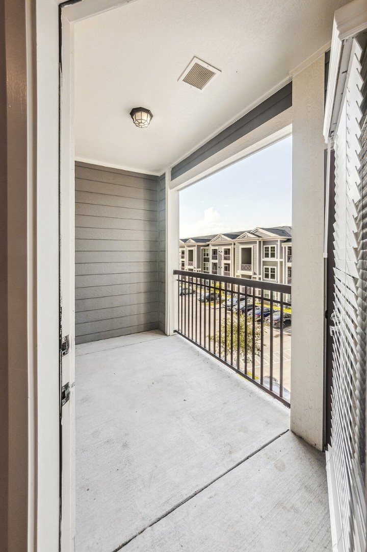 Smart Living Cullen, 5302, · Unit 2/2