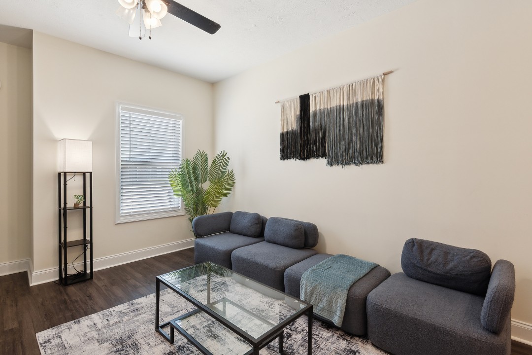 Alto · Unit A2 2bd/2.5 bth