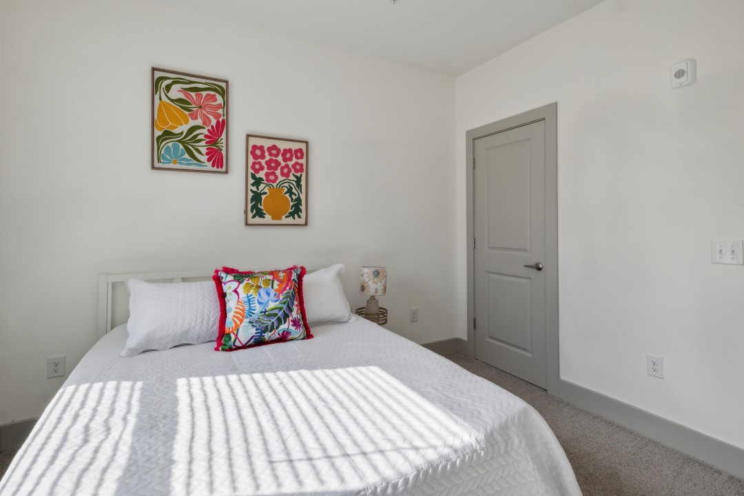 Overlook at Farragut 7207, · Unit 2/2