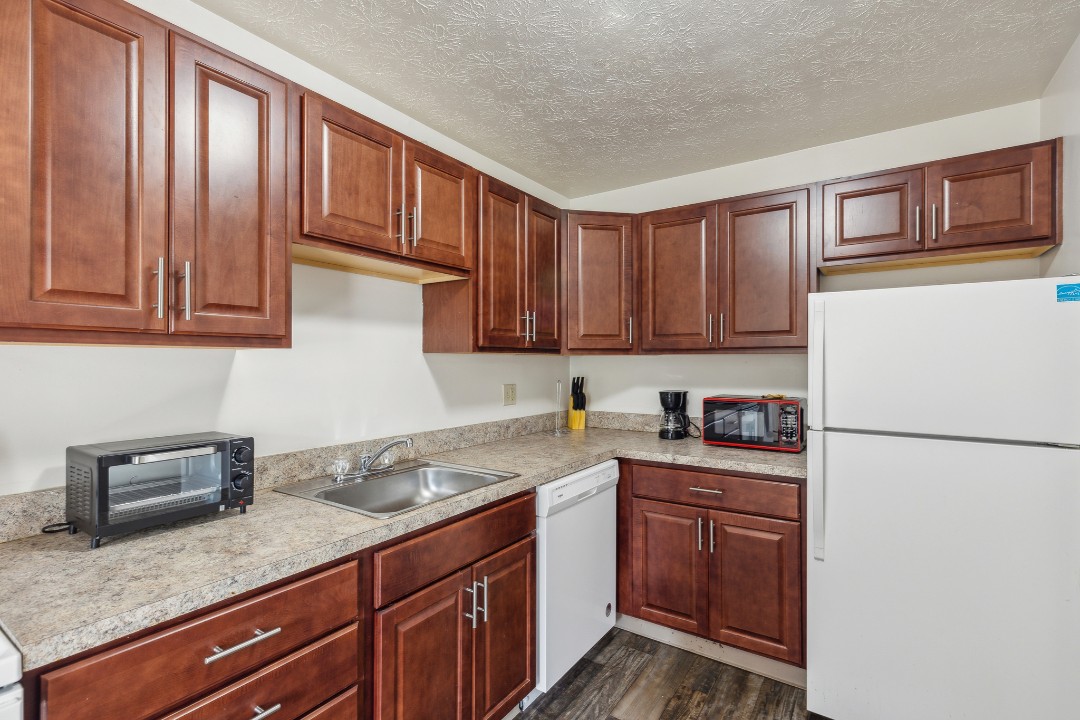 Midtown Towers 3402, · Unit 1/1