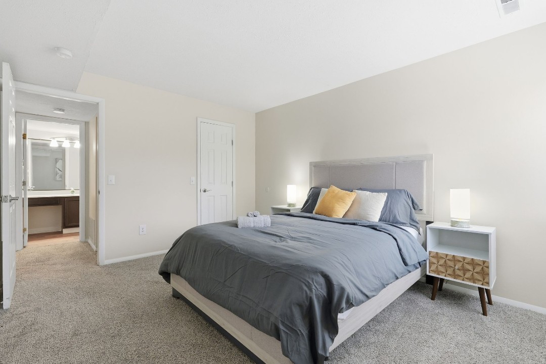 1 Bedroom · Signature layout