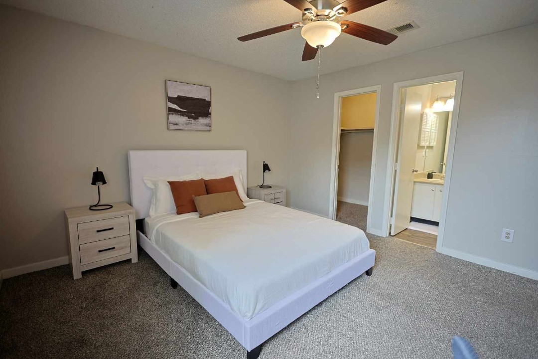 Northtown 4B · Unit 2/2