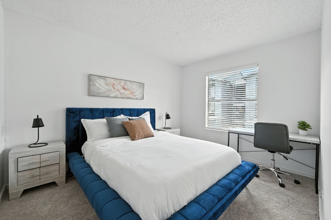 1 Bedroom · Signature layout