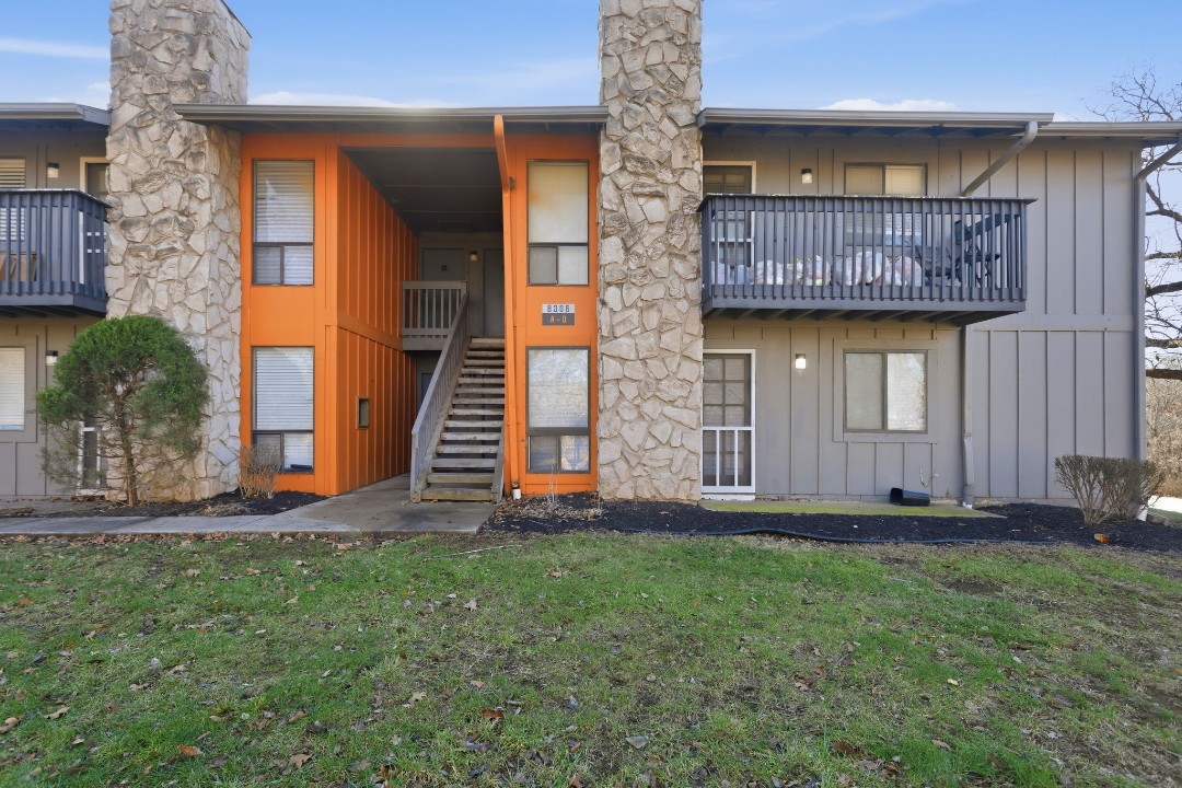 Hillcrest 8306C · Unit 1/1