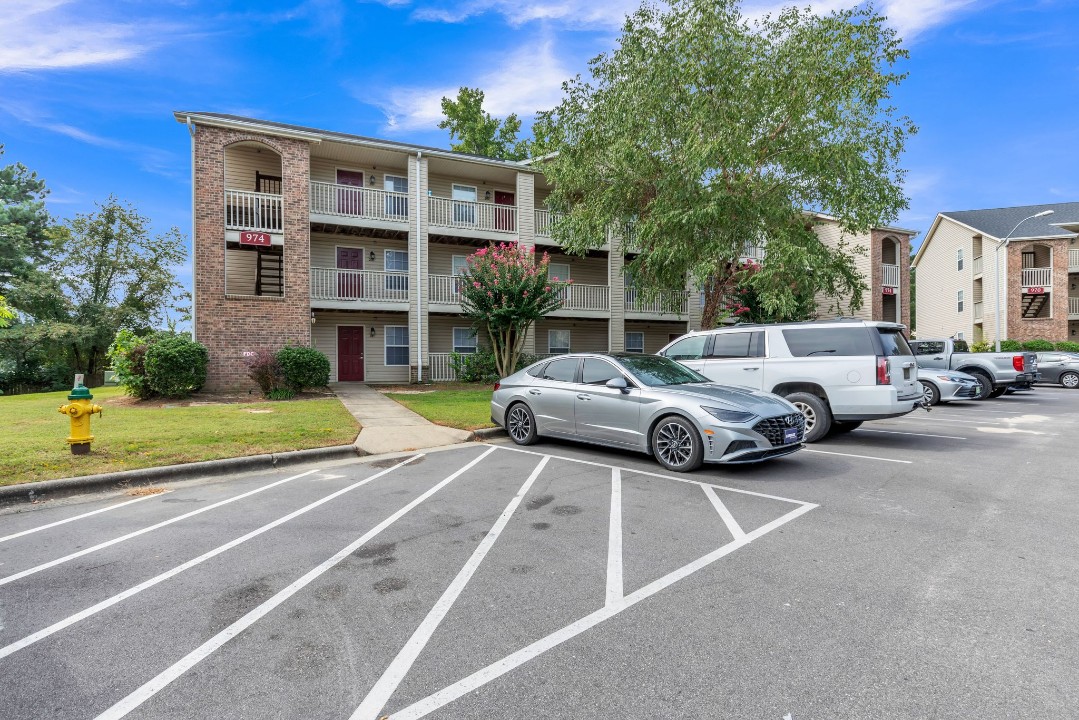 Carlson Bay, 974-301, · Unit 2/2