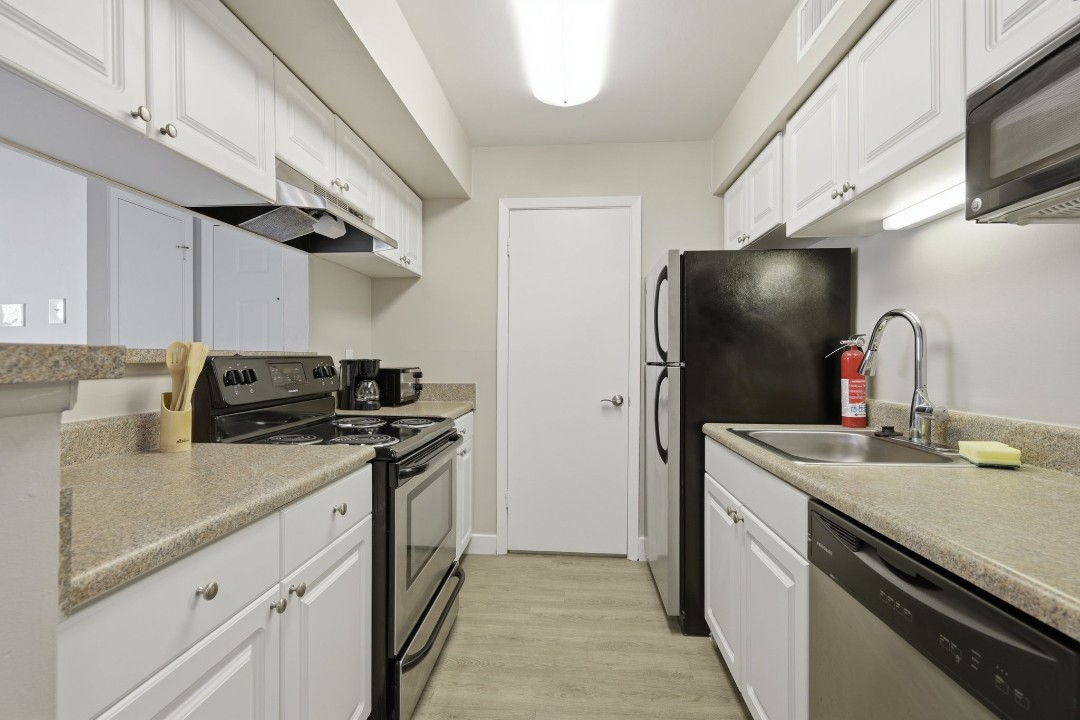 Lincoln Green · Unit 2718 1/1
