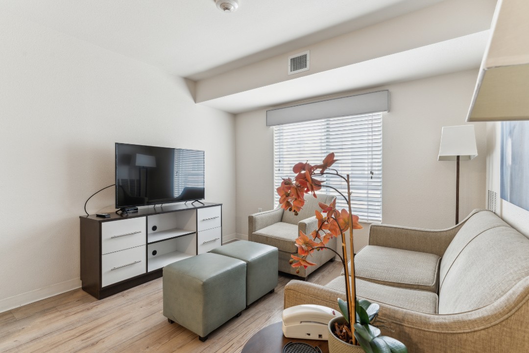 Simplicity At the Rim · Unit 1310 1/1