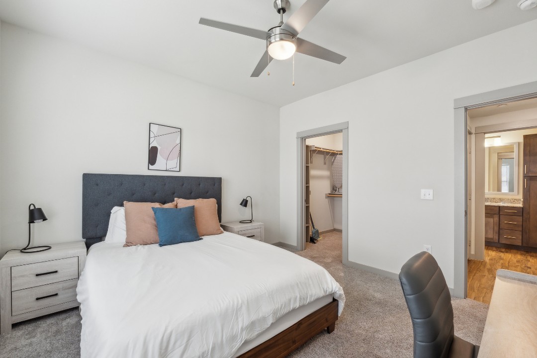 Chisholm Trace · Unit 1235 1/1