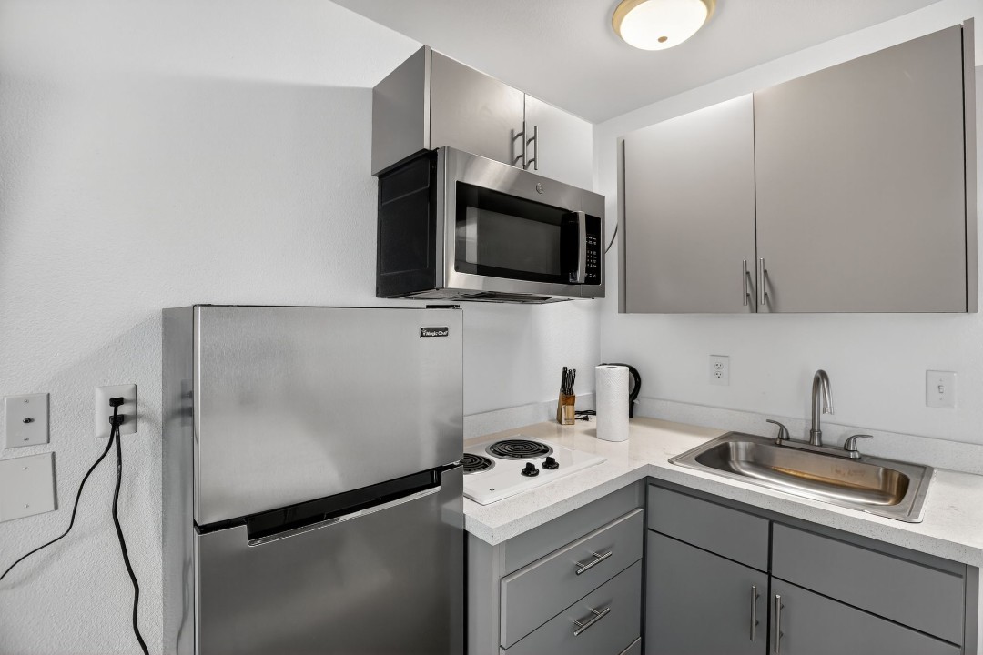 Spectra Paradise Studios · Unit 615