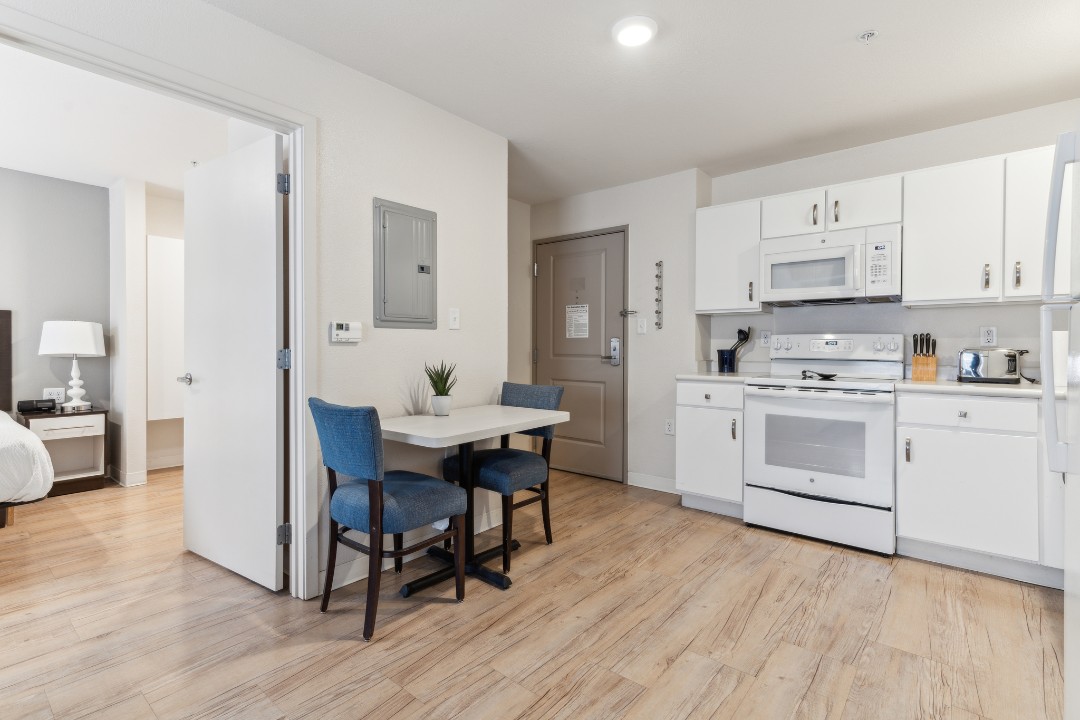 Simplicity At the Rim · Unit 1310 1/1