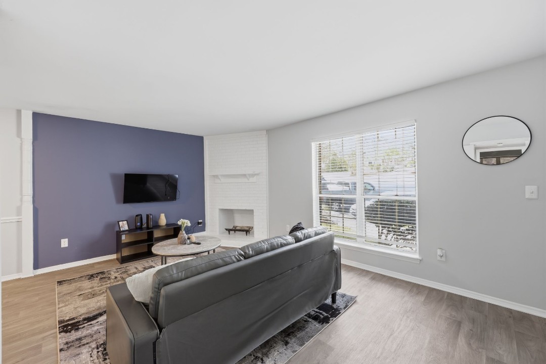 The Domain Apartments 4922C · Unit 1/1