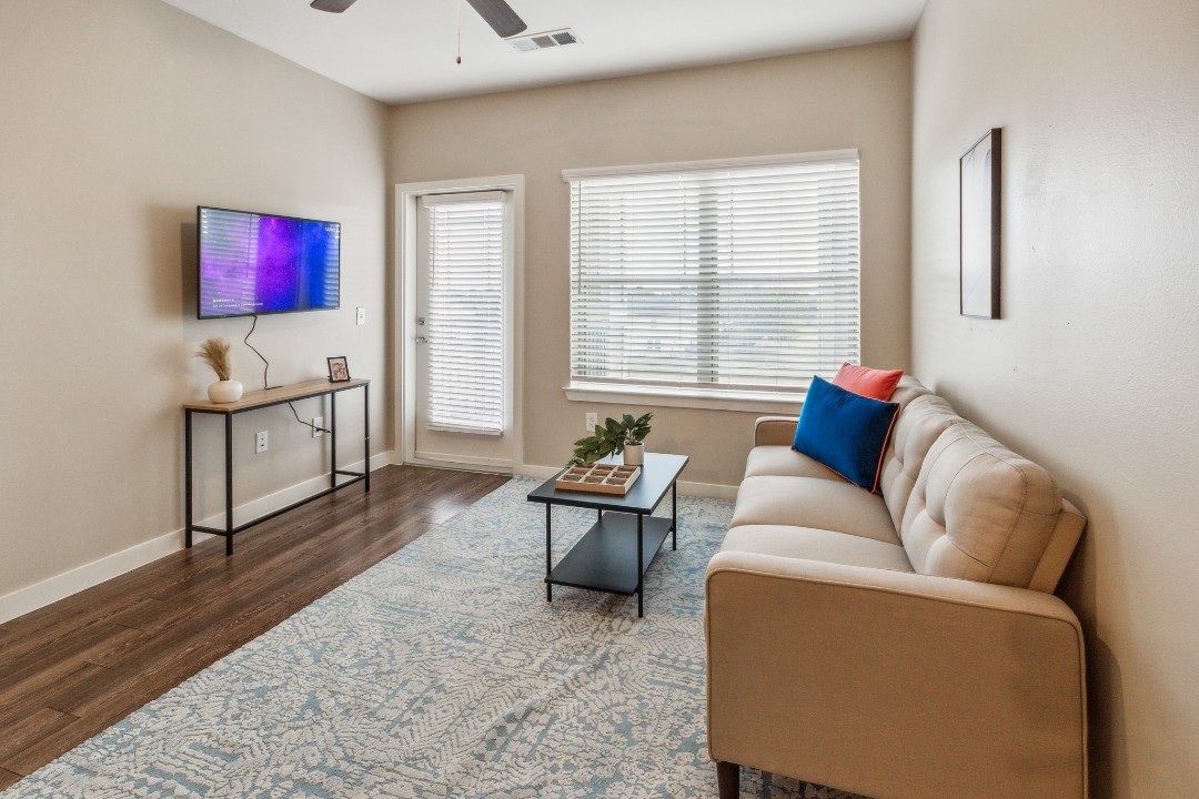 Smart Living Cypress Creek, 7309, · Unit 1/1