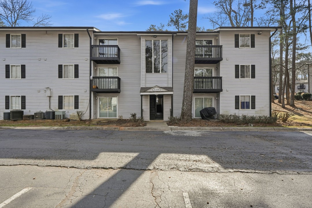 Tucker Square 1/1 · Unit 1314L
