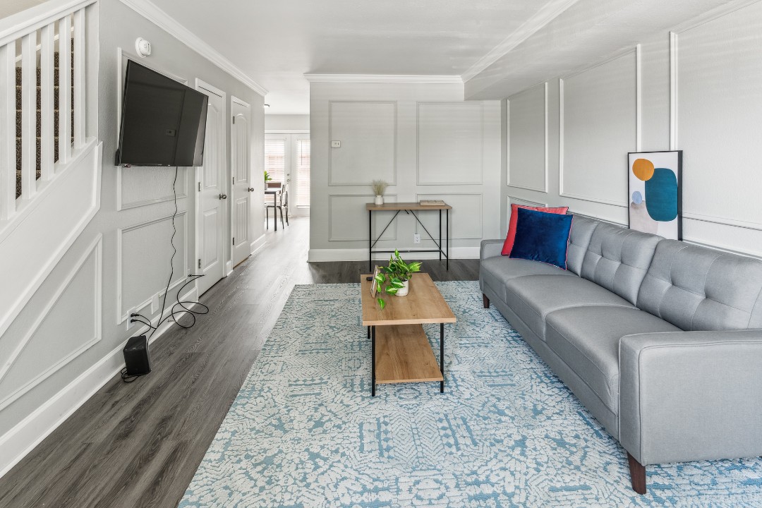 Brentwood Hills, D6 - · Unit 2/2