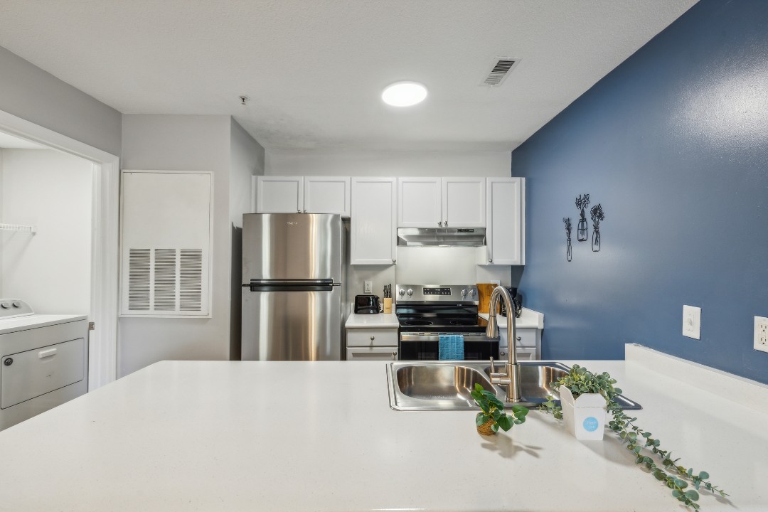 Carlson Bay, 969-104, · Unit 1/1