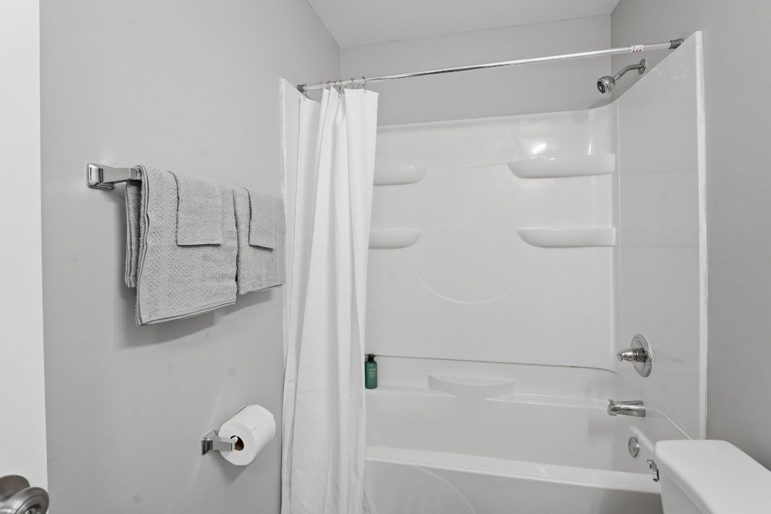Crossings at · Unit 501 M64 2bd/2bth