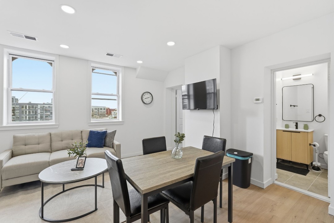 Carriage House C410 · Unit 1/1
