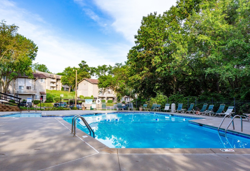 Hillcrest 5704F · Unit 1/1