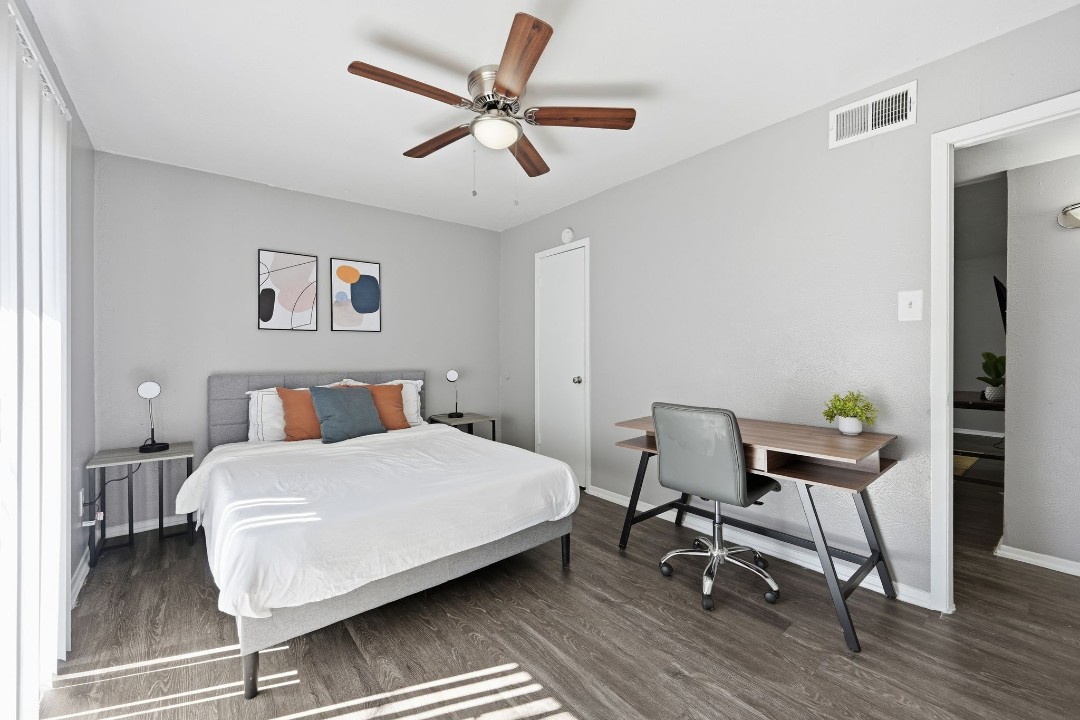 1 Bedroom · Signature suite
