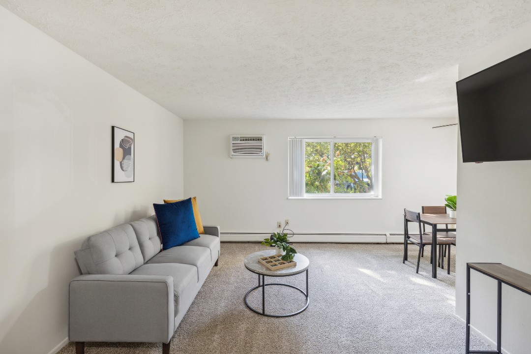 Midtown Towers 3102, · Unit 1/1
