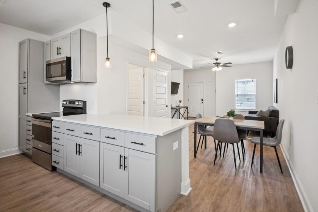 Arte Luxury townhomes Q4 2/2.5