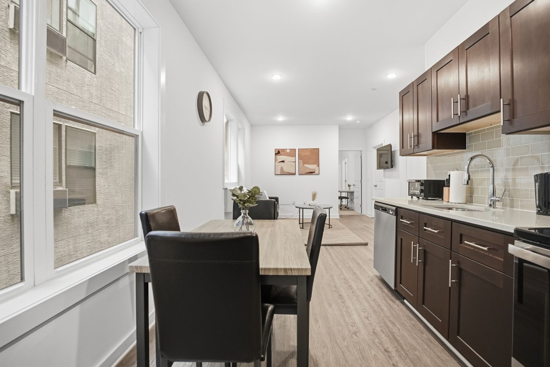 Fairmount Square 1528- 2C · Unit 1/1
