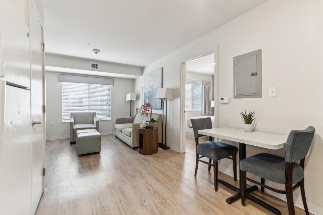 Simplicity At the Rim · Unit 1310 1/1