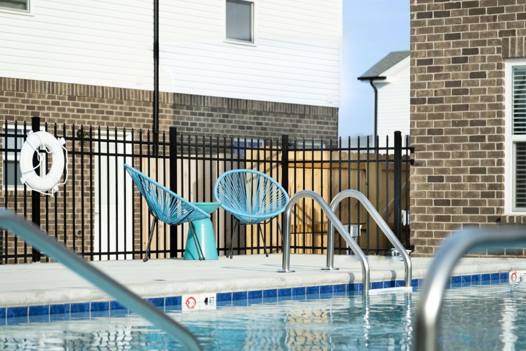 Arte Luxury townhomes Q4 2/2.5
