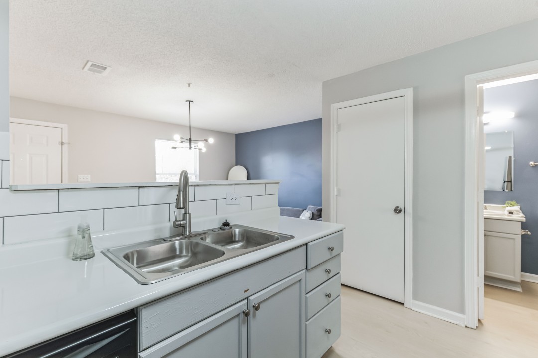 Carlson Bay, 3516-206, · Unit 1/1