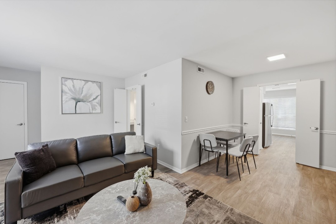 The Domain Apartments 4922C · Unit 1/1