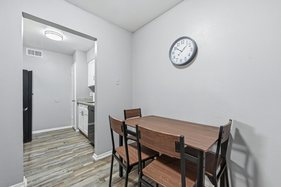 Eureka village · Unit 254 2/1