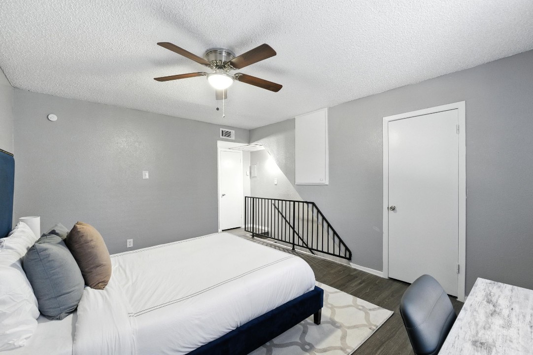 Pioneer Creek 608-03 · Unit 1/1
