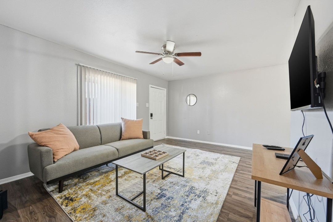 Eureka village · Unit 157 1/1