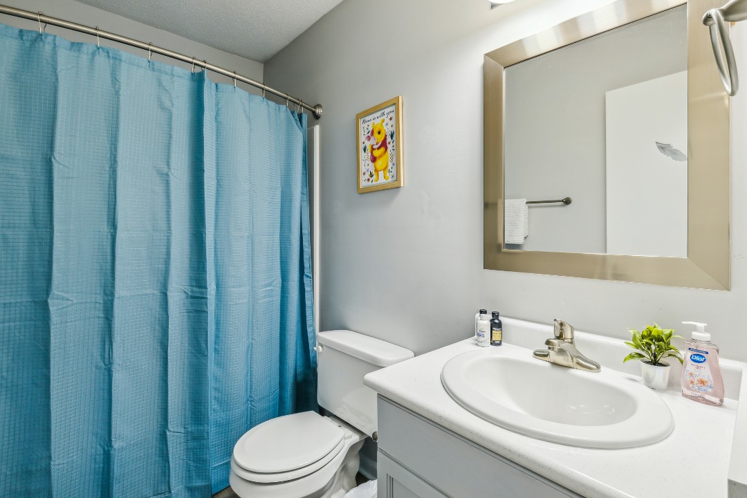 Carlson Bay, 969-203, · Unit 1/1