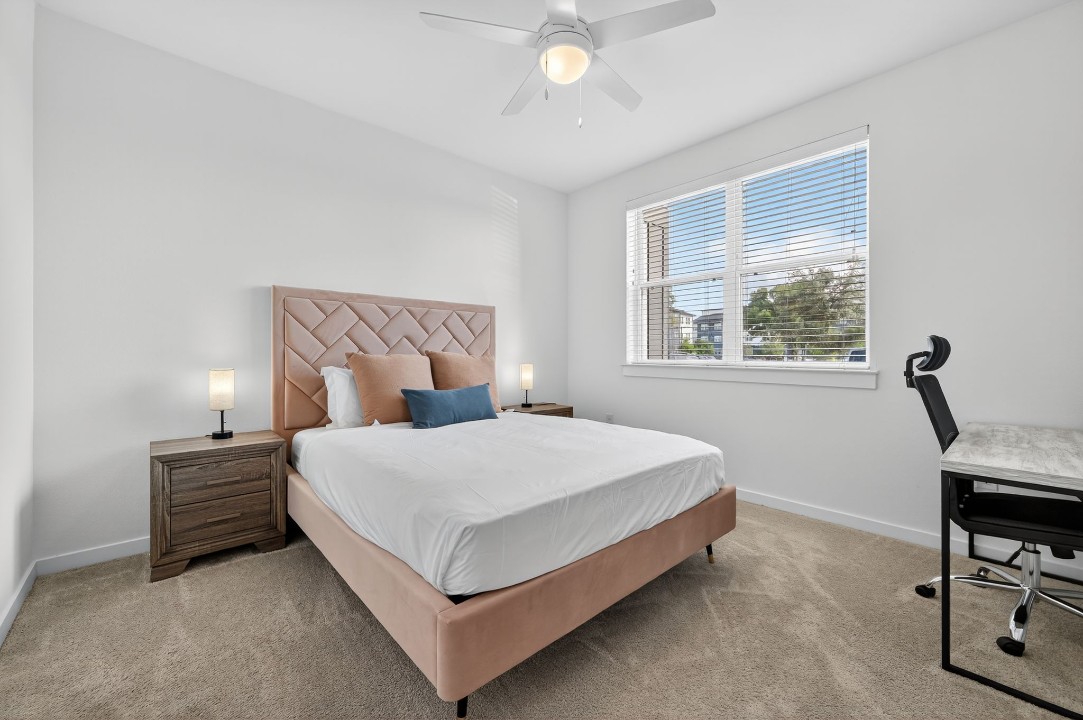 2 Bedrooms · Signature layout
