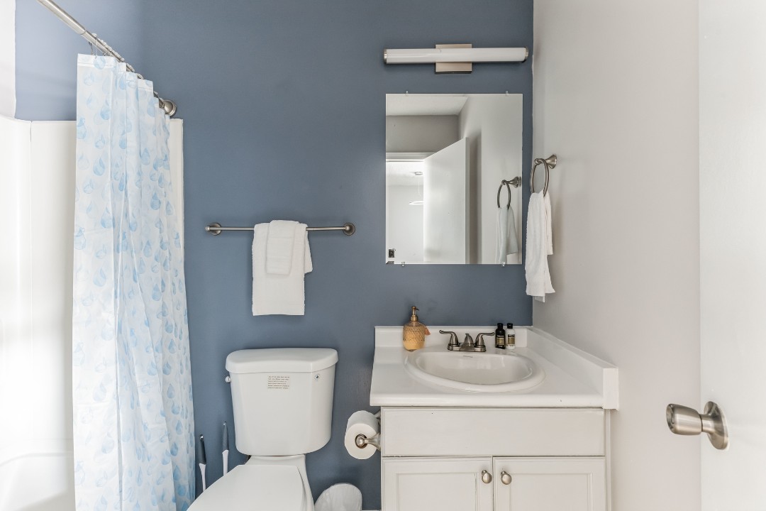 Carlson Bay, 3516-301, · Unit 1/1