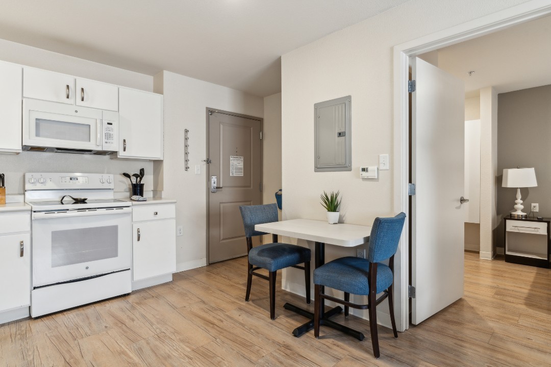 Simplicity At the Rim · Unit 1317 1/1