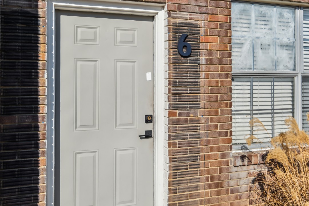 Brentwood Hills, S6 - 2/1.5