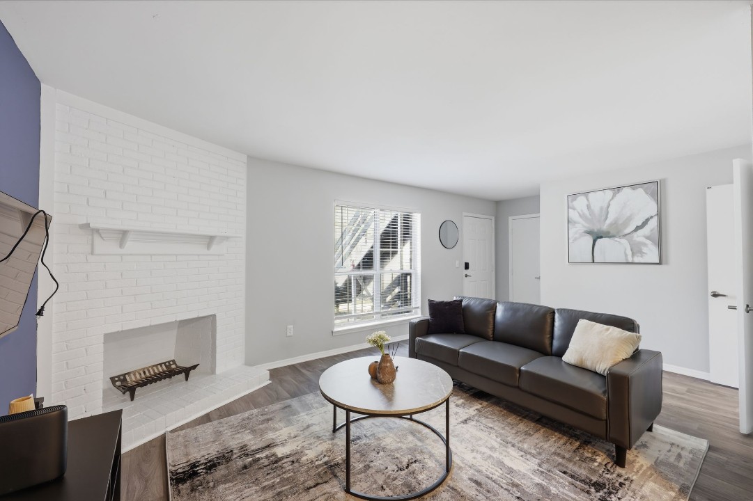 The Domain Apartments 4922C · Unit 1/1