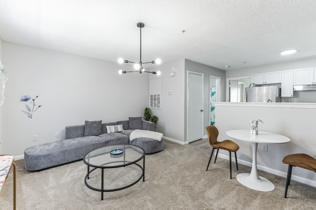 Carlson Bay, 3516-202, · Unit 1/1