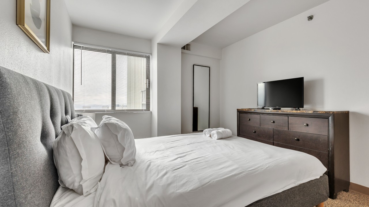 1 Bedroom · Signature layout