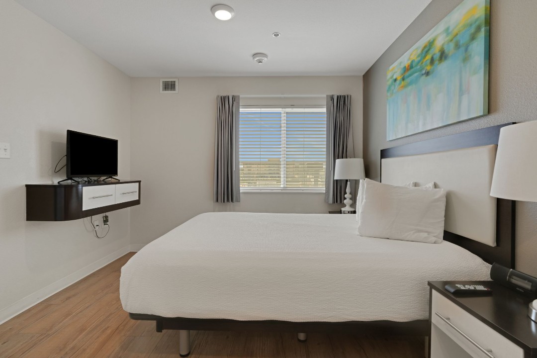 Simplicity At the Rim · Unit 1304 2/2