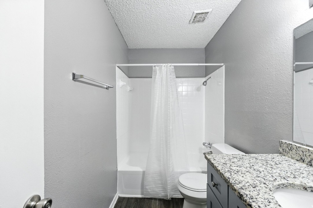 Pioneer Creek 608-03 · Unit 1/1