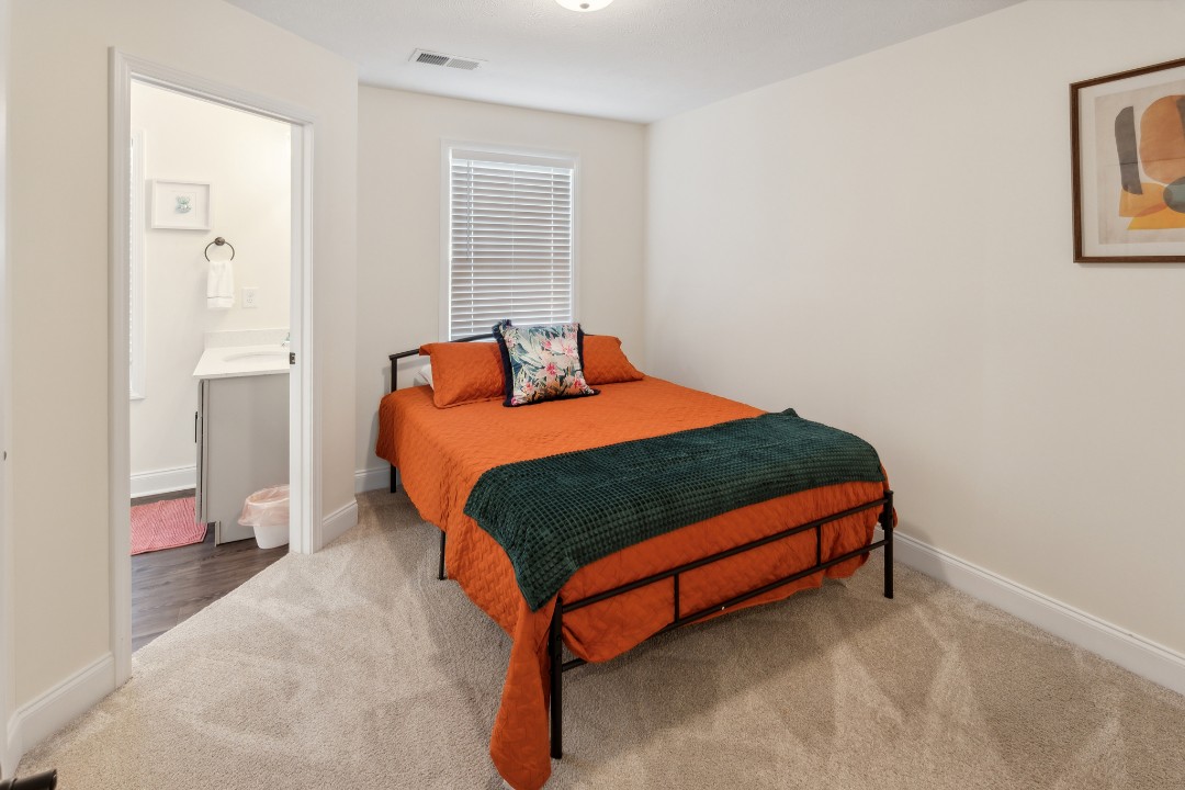Alto · Unit Q7 2bd/2.5 bth