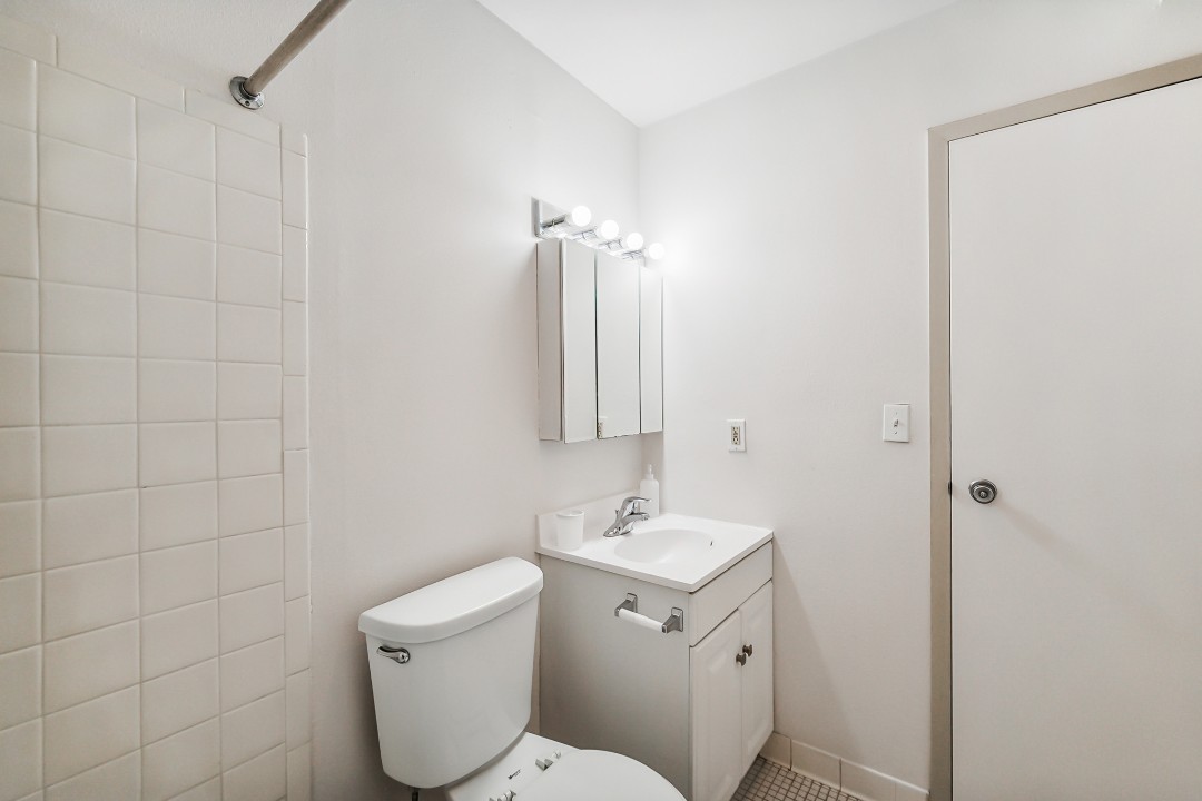 Pa Place 1301, 2br