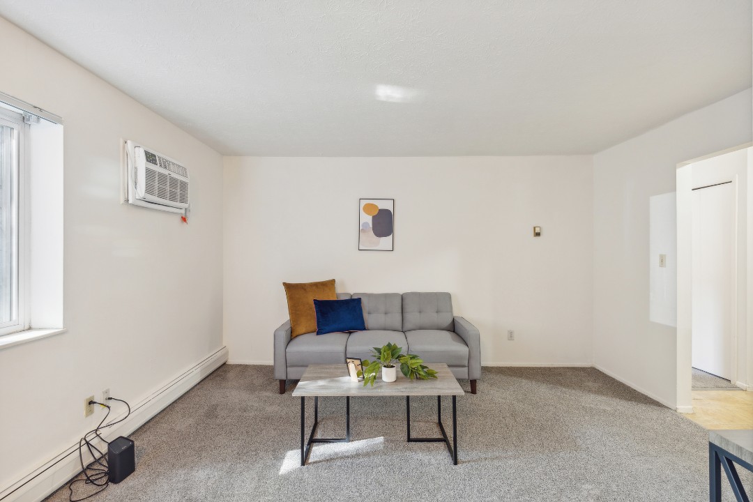 Midtown Towers 3105, · Unit 1/1