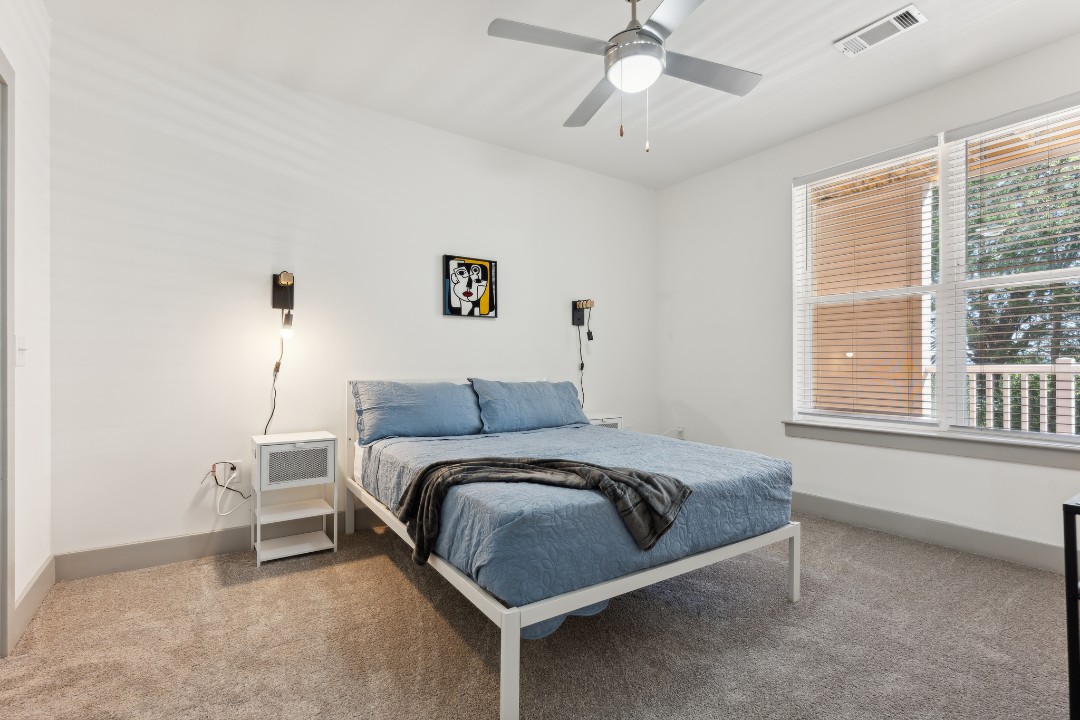 Overlook at Farragut 3111, 1BD/1BD