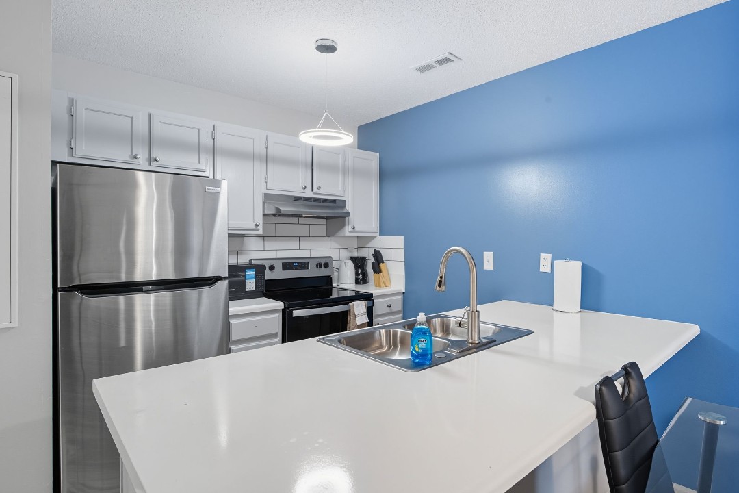 Meadowbrook 250-102 1bd/1bd